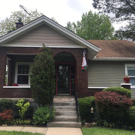 Charming Home In Derby City Louisville Exterior photo